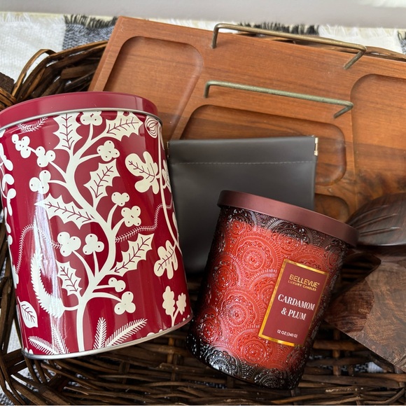 Red and Brown Candle Gift Set - Picture 3 of 11